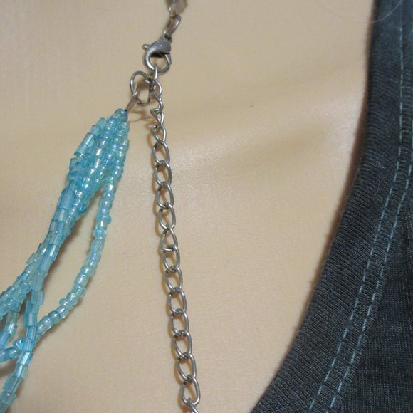 Handmade Bead/Shell Necklace - Picture 6 of 6